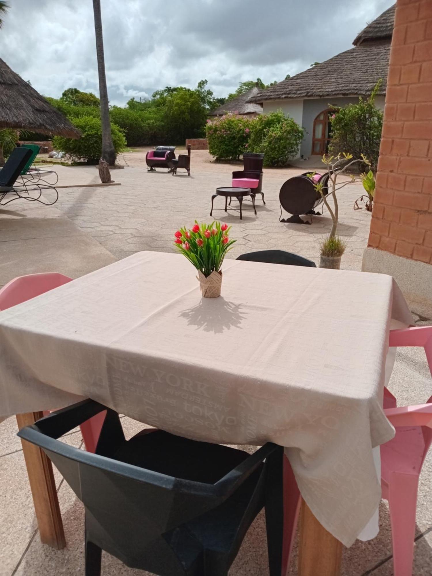 Baobab Lodge Fadial Exterior foto